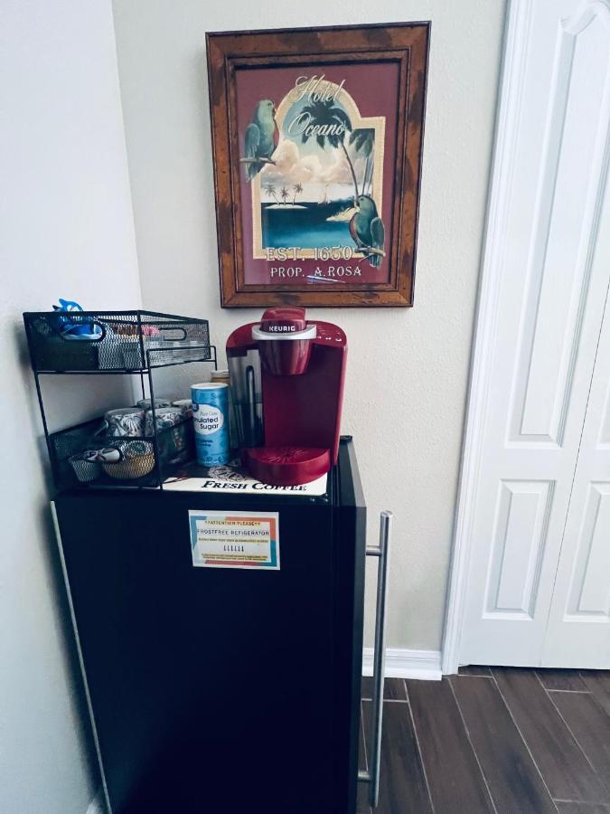 Ruskin Fl Private 2 Bdrm 1 Bath Suite Common Areas Shared With Host And Cat Экстерьер фото