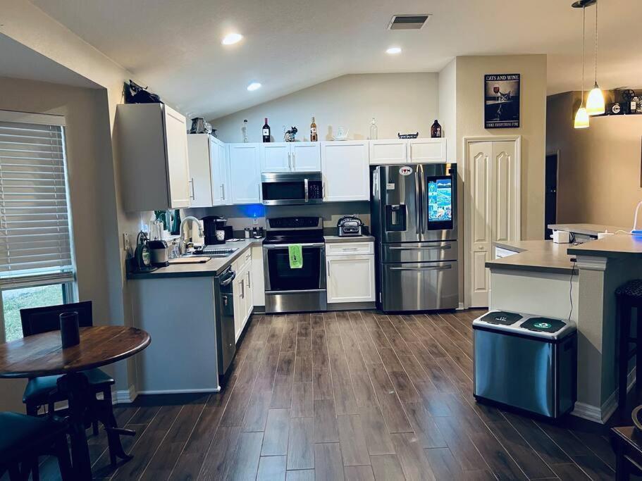 Ruskin Fl Private 2 Bdrm 1 Bath Suite Common Areas Shared With Host And Cat Экстерьер фото